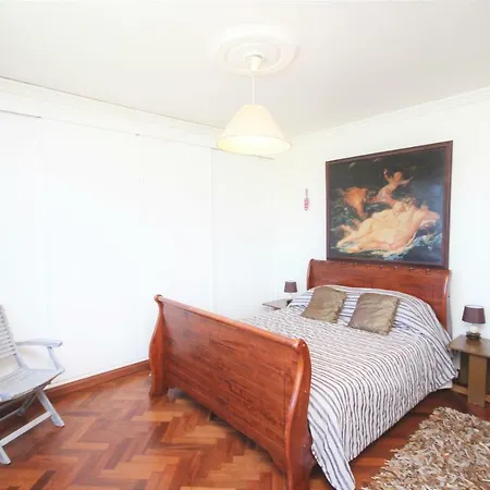Charlie Holiday home